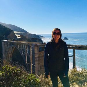 Meet your Posher, Danielle